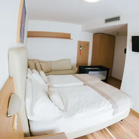 Hotel Bristol 4*