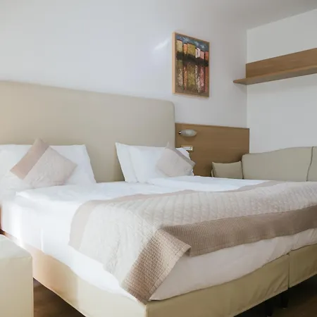 Bristol Hotel 4*